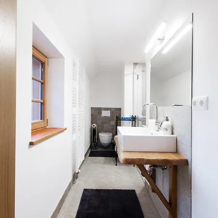 Am Weinberg Apartman *